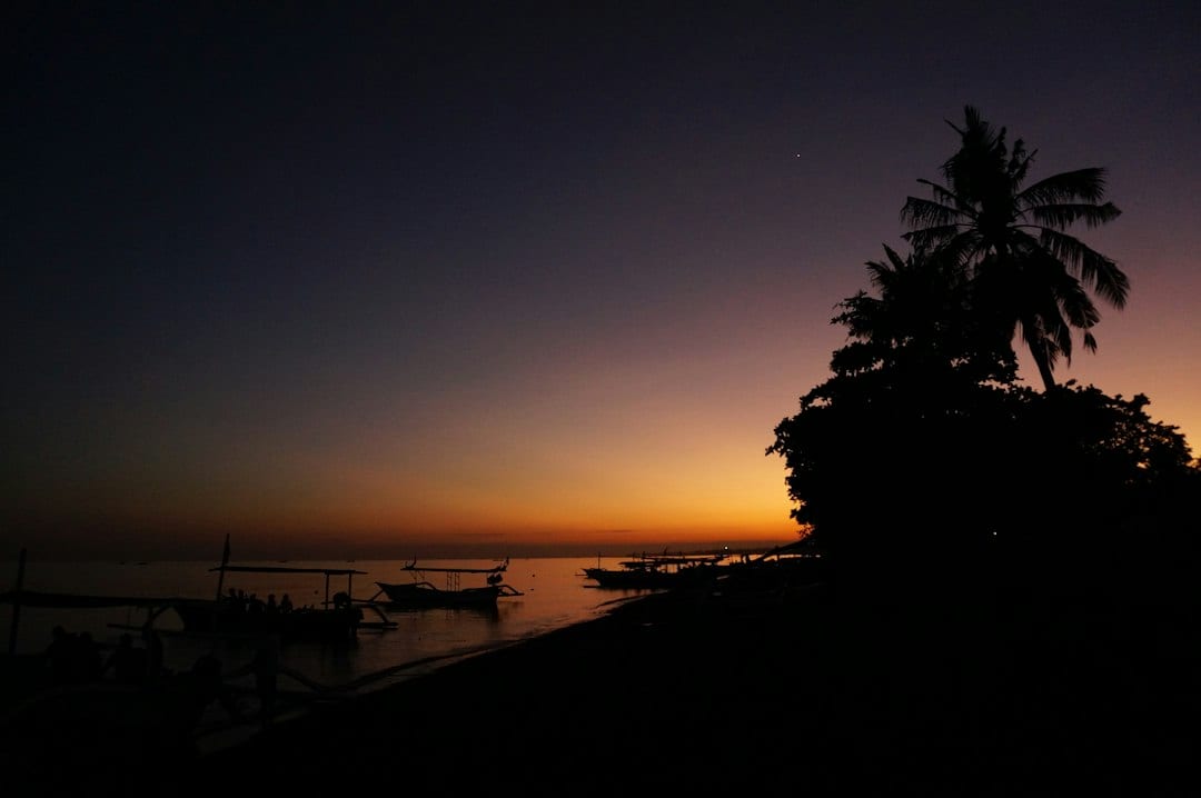 Chaoshan coastal fishing village at dawn