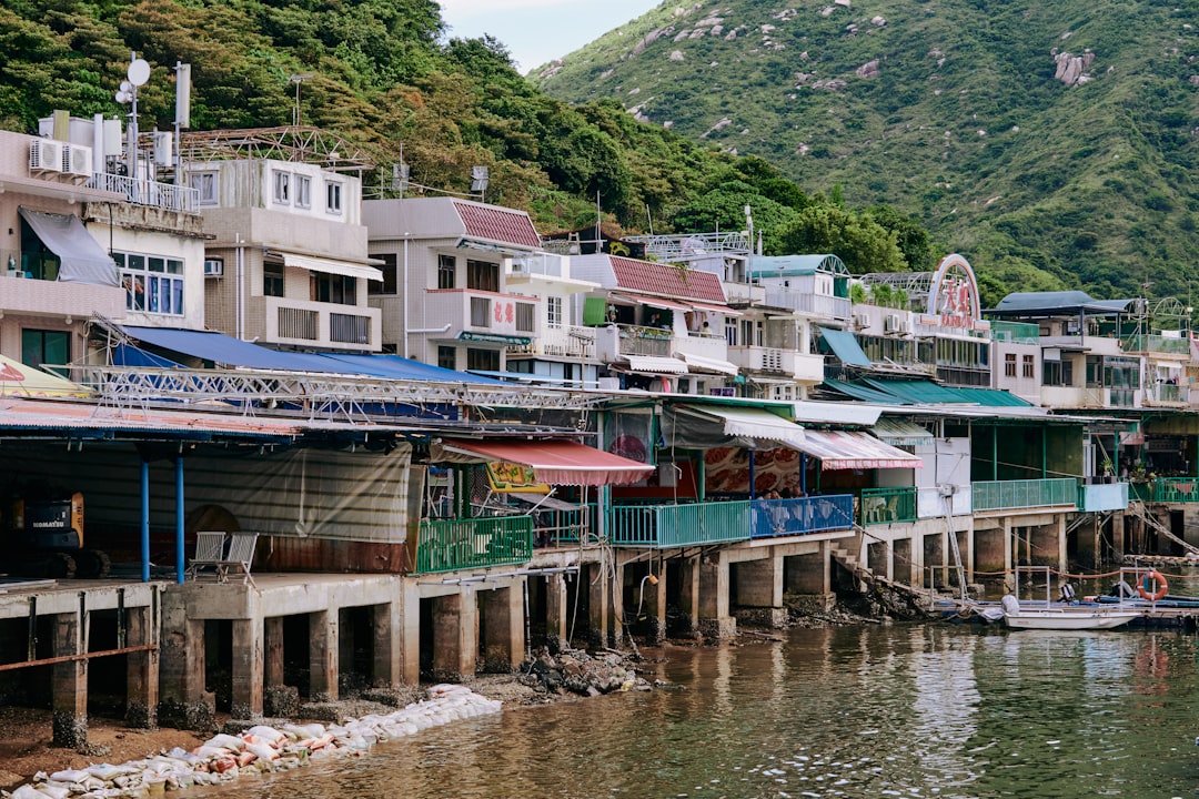 Zengcuoan fishing village waterfront